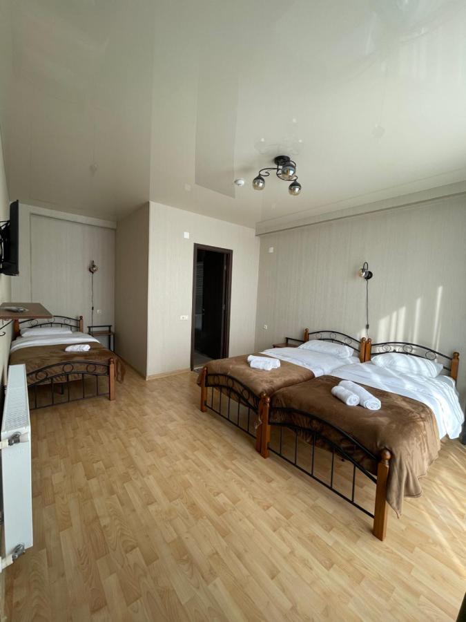 Chogo Hotel Kutaiszi Kültér fotó
