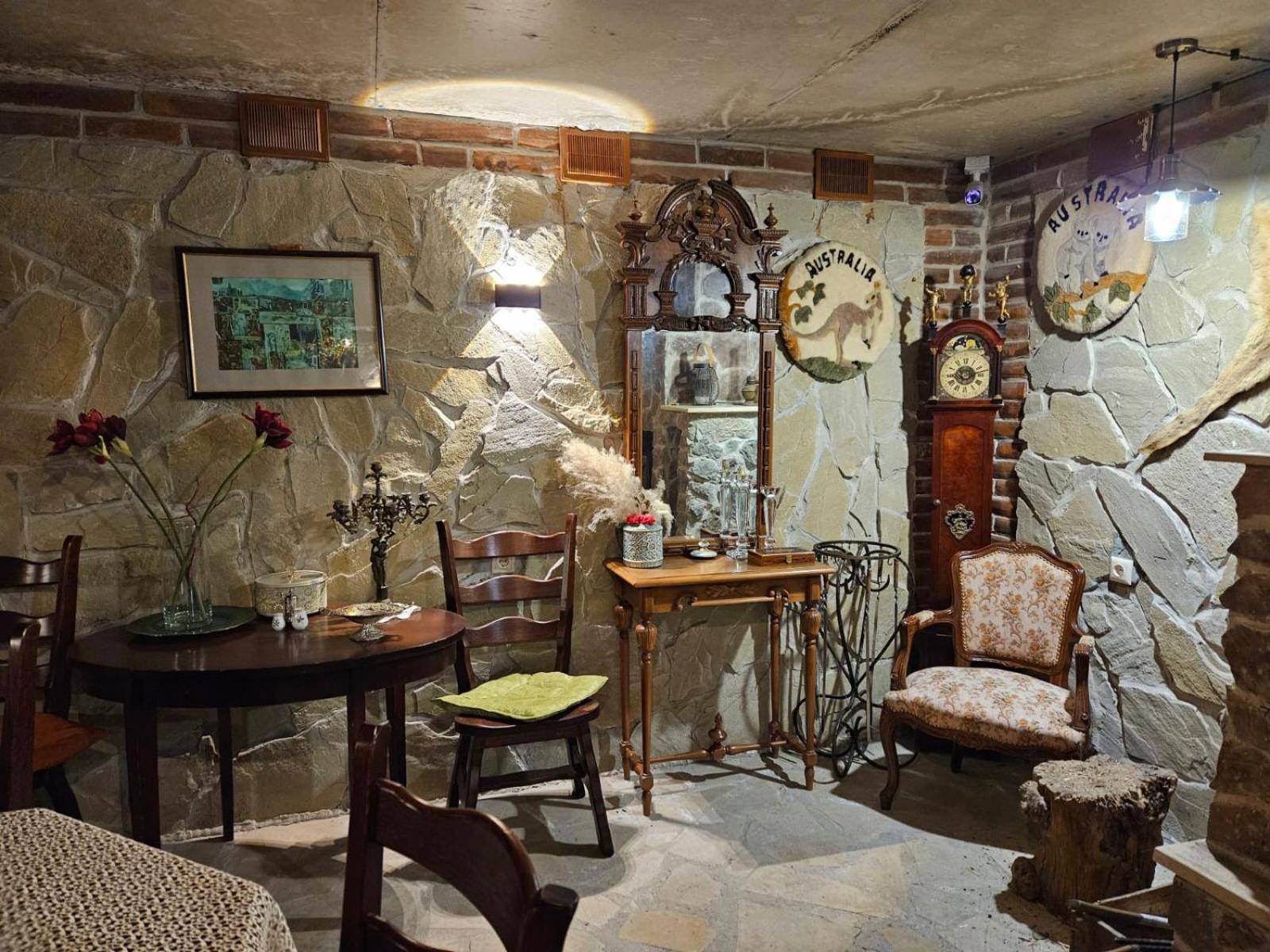 Chogo Hotel Kutaiszi Kültér fotó